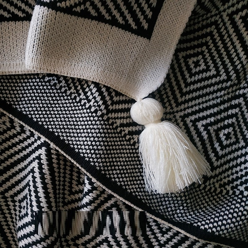 Black and White Geometric Knitted Blanket, throw blanket, knit blanket and sofa blanket
