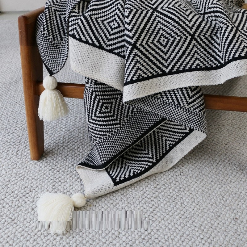 Black and White Geometric Knitted Blanket, throw blanket, knit blanket and sofa blanket