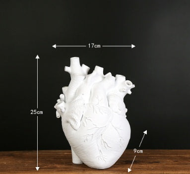Resin Heart-Shaped Decorative Ornament, resin ornament, heart figurine and shelf decor